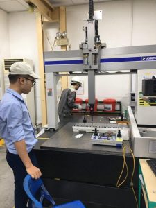 Điều hòa tủ điện làm mát máy đo, kiểm tra sản phẩm